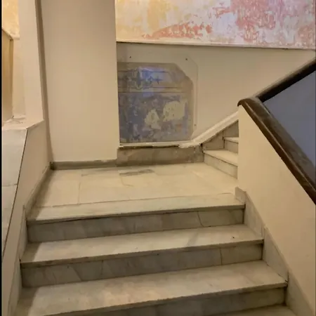 Athinais Apartment *